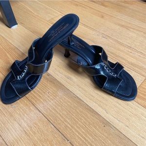 Donald J Pliner Ivonna  black leather sandals. Made in Italy.